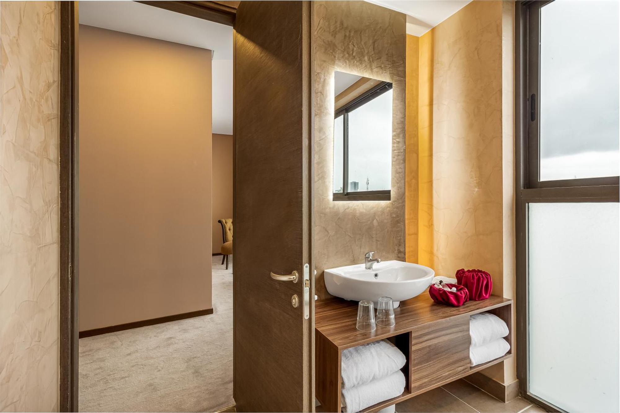 Royal Residences Lagos Ngoại thất bức ảnh